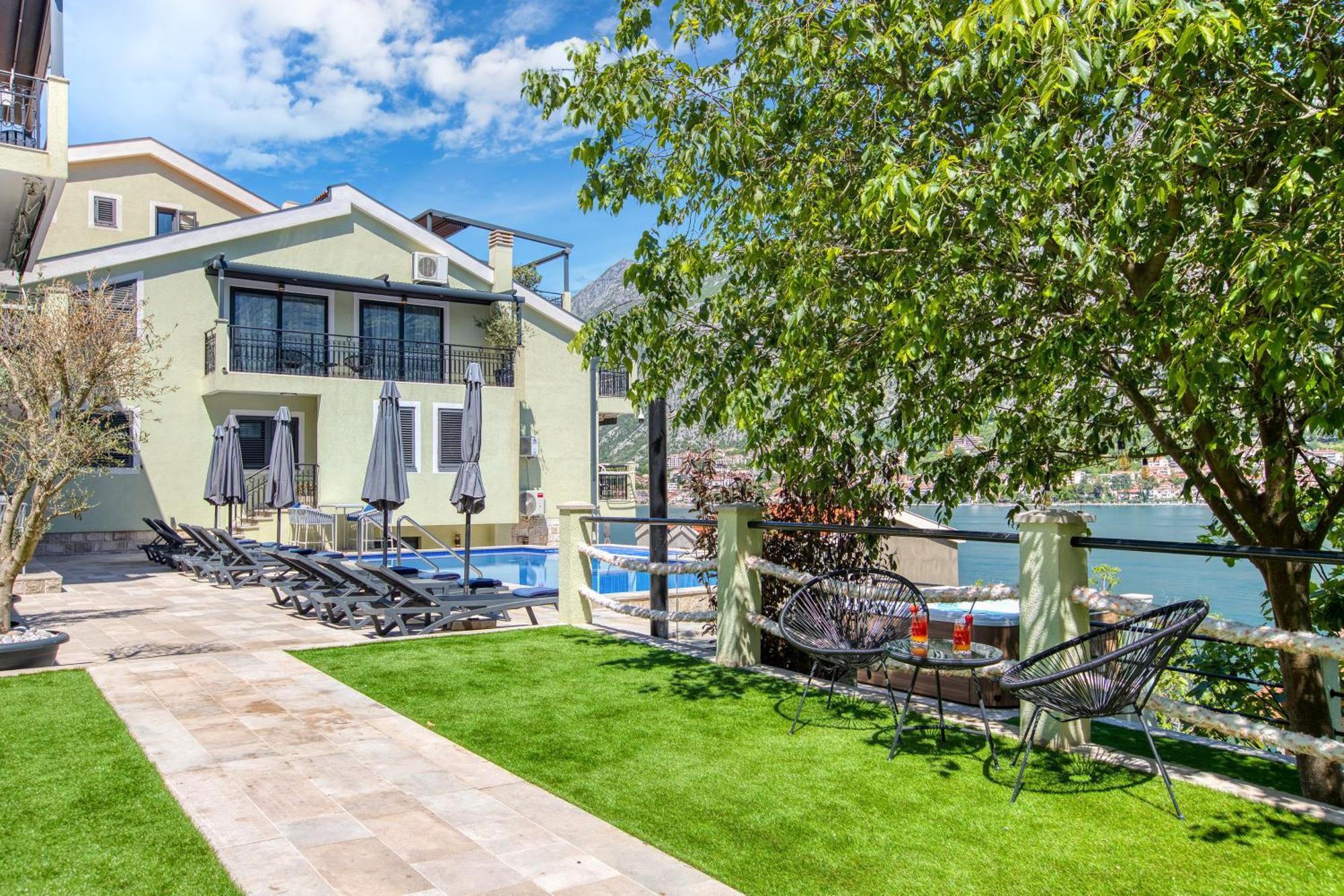 Dekaderon Lux Apartments Kotor Exterior foto