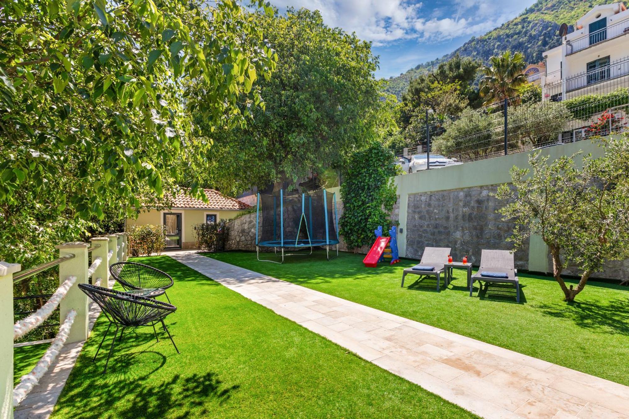 Dekaderon Lux Apartments Kotor Exterior foto
