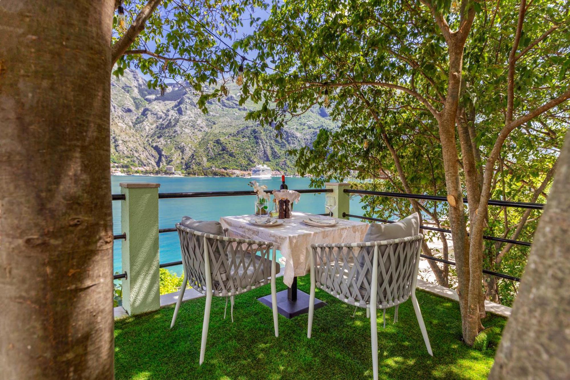 Dekaderon Lux Apartments Kotor Exterior foto