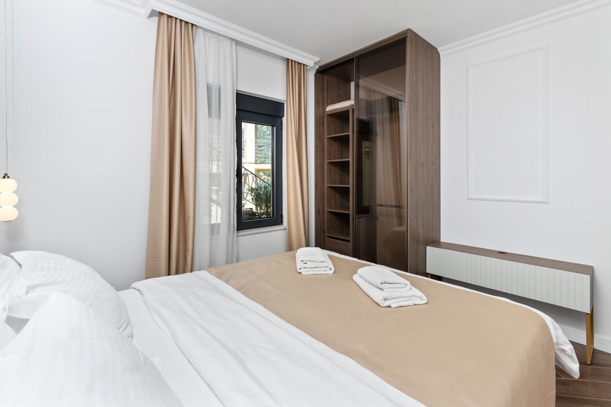 Dekaderon Lux Apartments Kotor Exterior foto