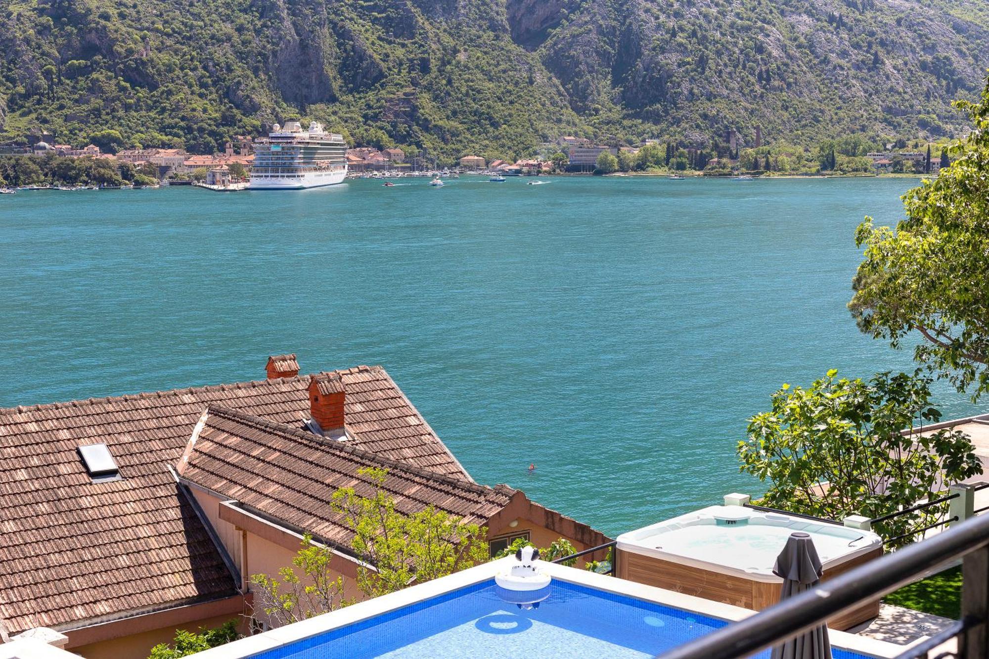 Dekaderon Lux Apartments Kotor Exterior foto